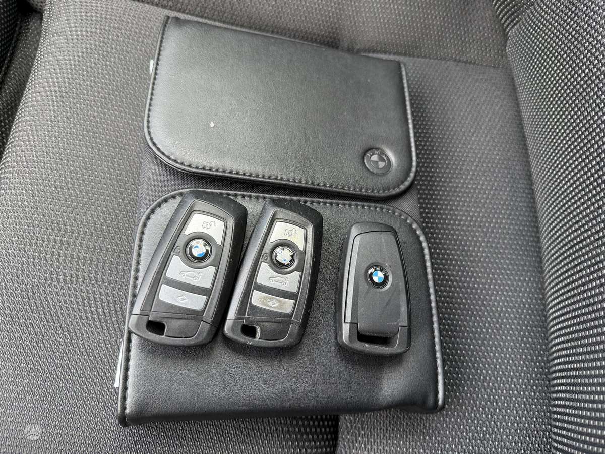 BMW 520, 2.0 l., universalas