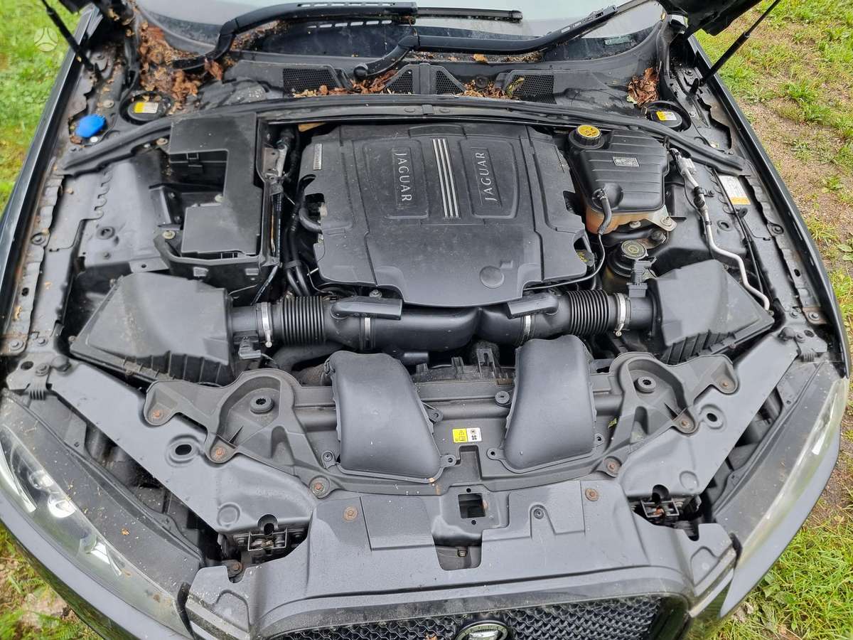 Jaguar XF, 3.0 l., Хэтчбек