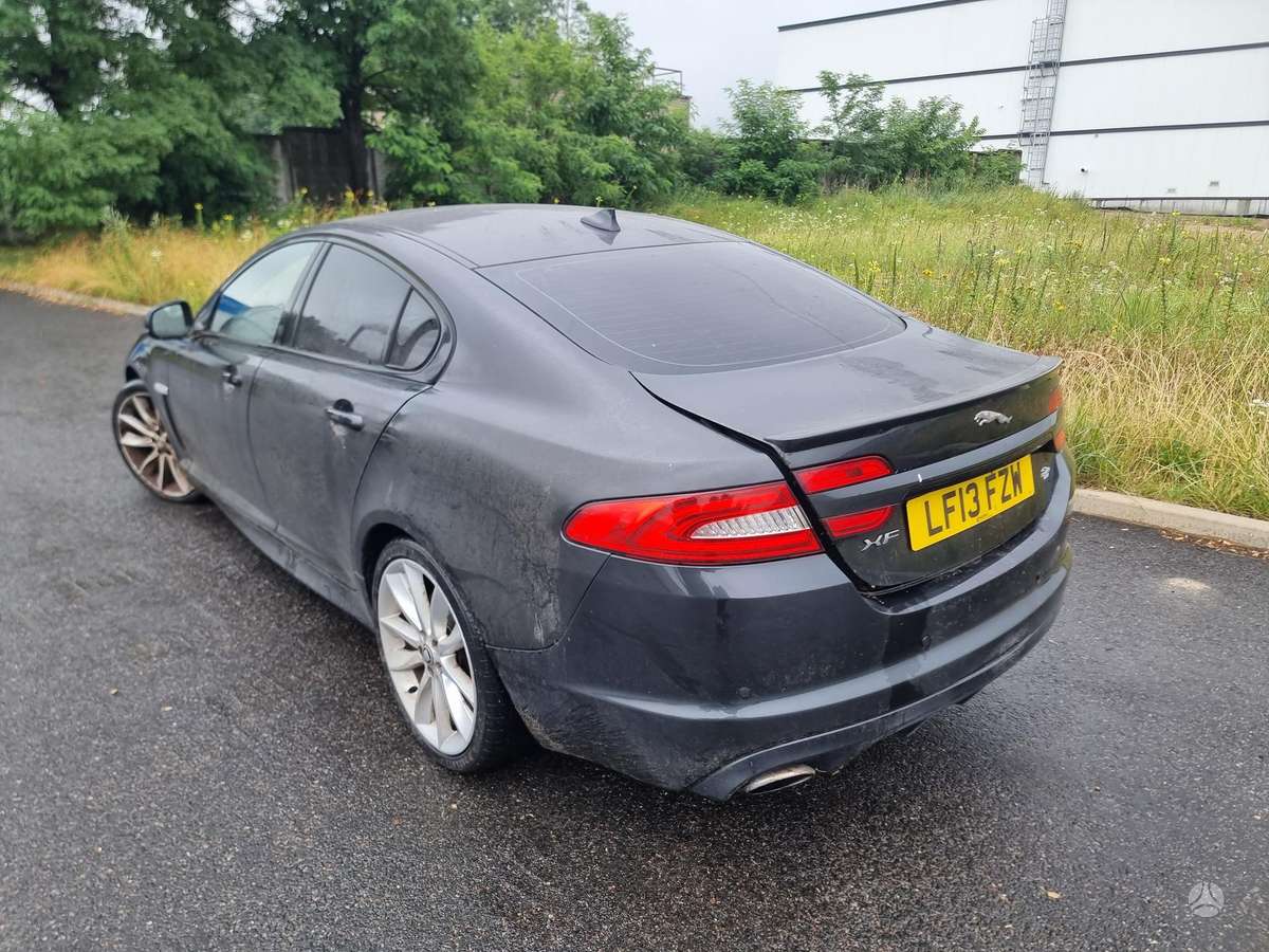 Jaguar XF, 3.0 l., Хэтчбек