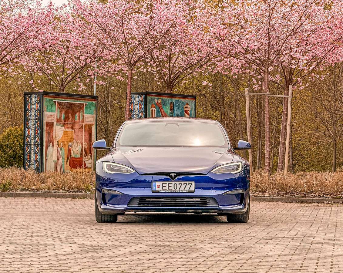 Tesla Model S, 100 кВт·ч, Седан