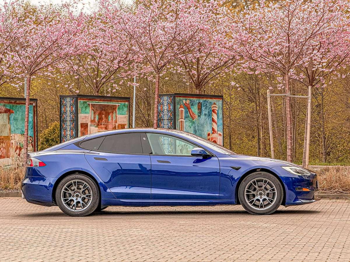 Tesla Model S, 100 кВт·ч, Седан