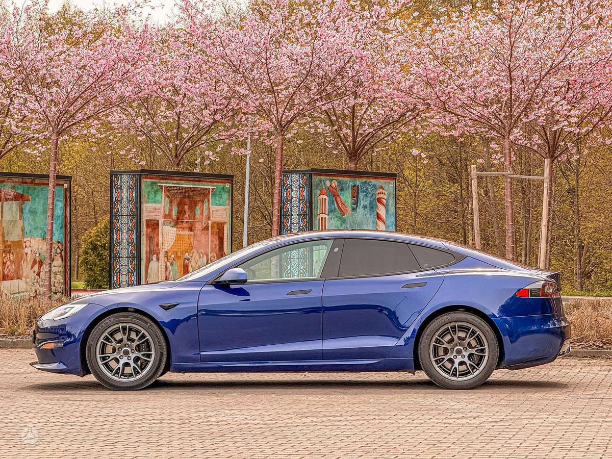 Tesla Model S, 100 кВт·ч, Седан