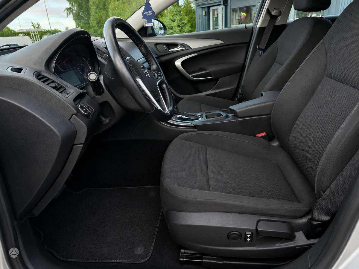 Opel Insignia, 1.6 l., Универсал