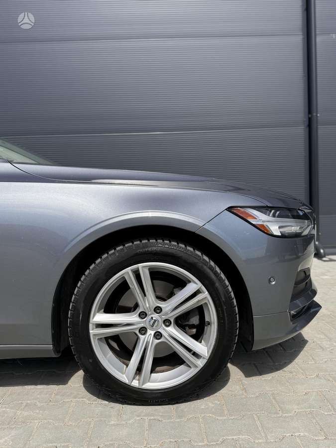 Volvo S90 - 4