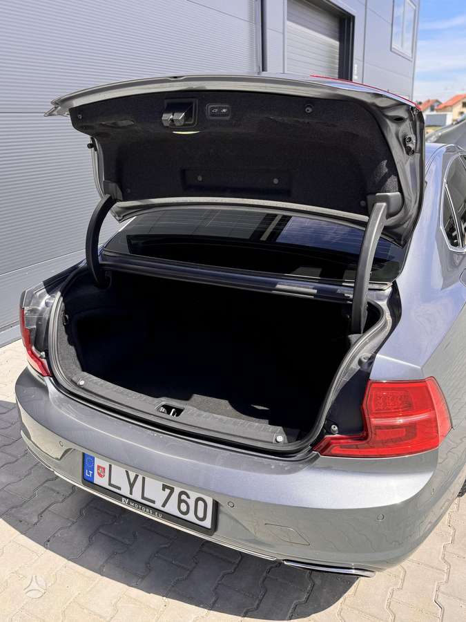 Volvo S90 - 8