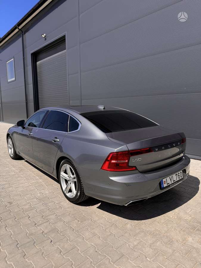 Volvo S90 - 12