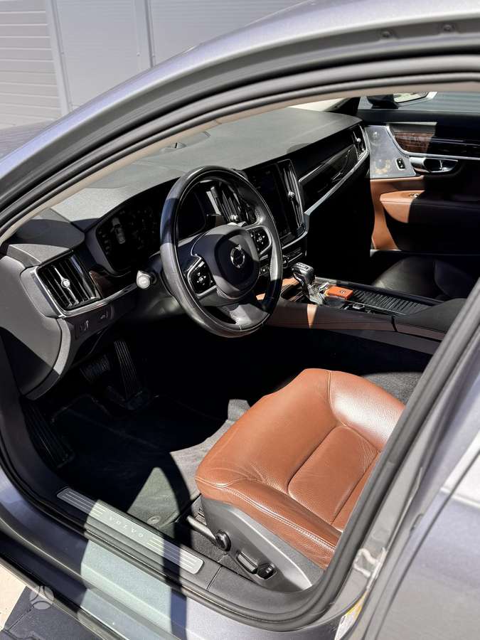 Volvo S90, 2.0 l., Седан