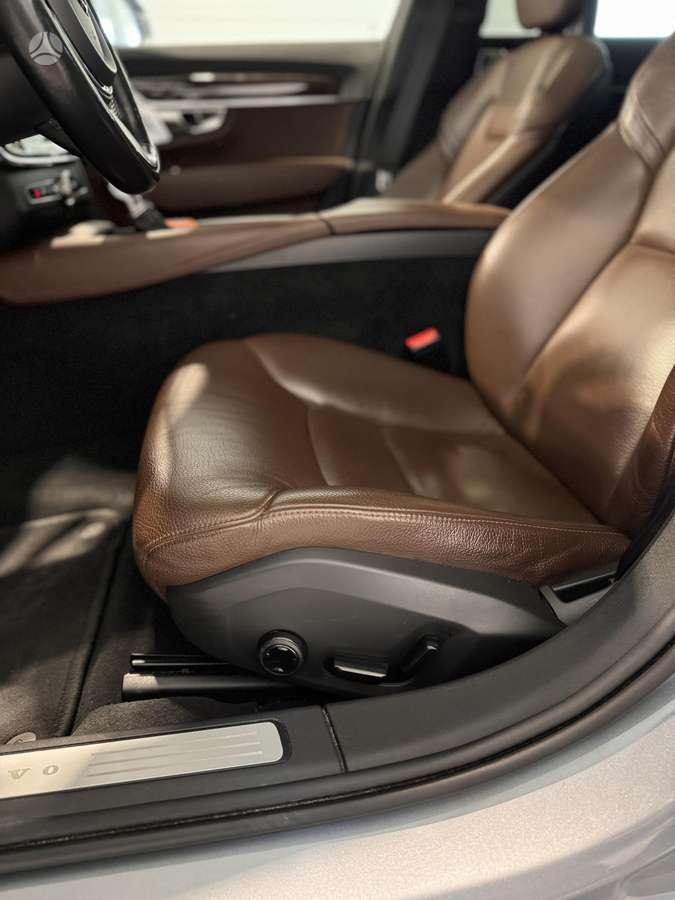 Volvo S90, 2.0 l., Седан