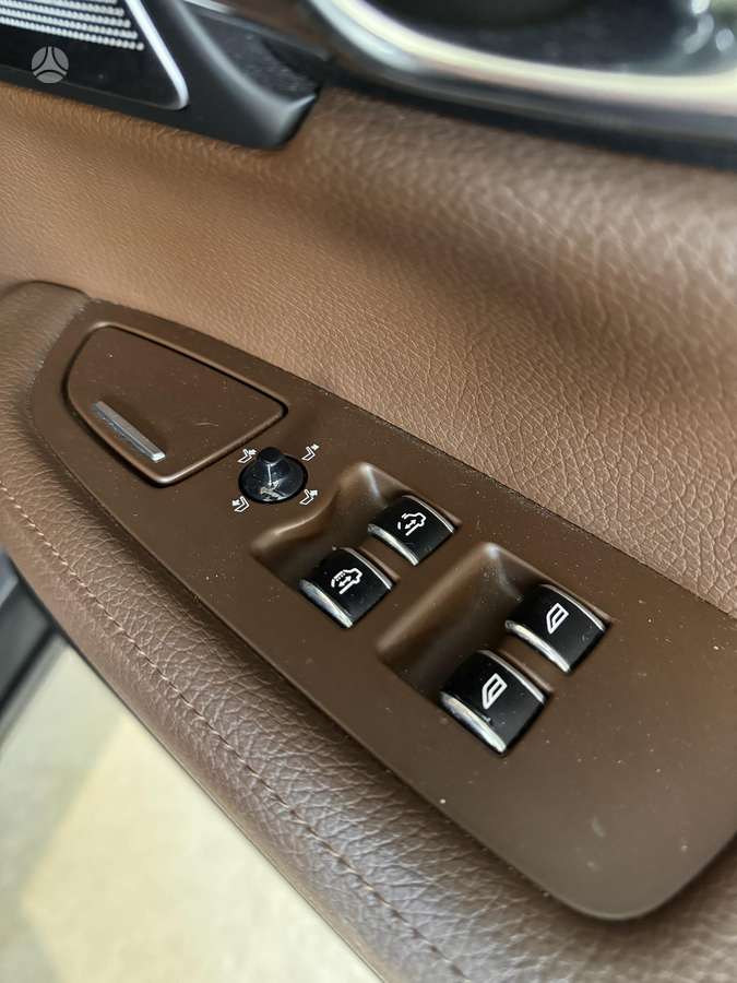 Volvo S90, 2.0 l., Седан
