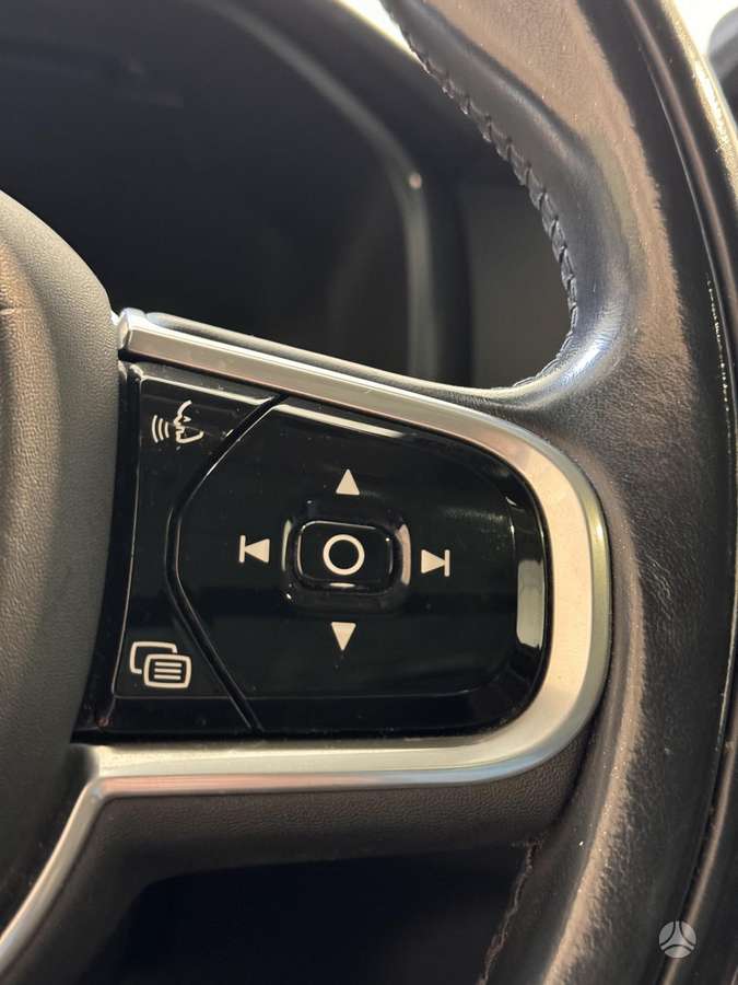 Volvo S90, 2.0 l., Седан