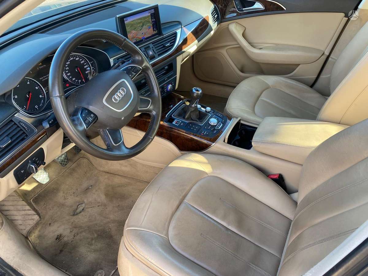 Audi A6, 2.0 l., Седан