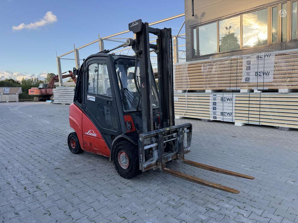 Linde H-35, вилочные погрузчики