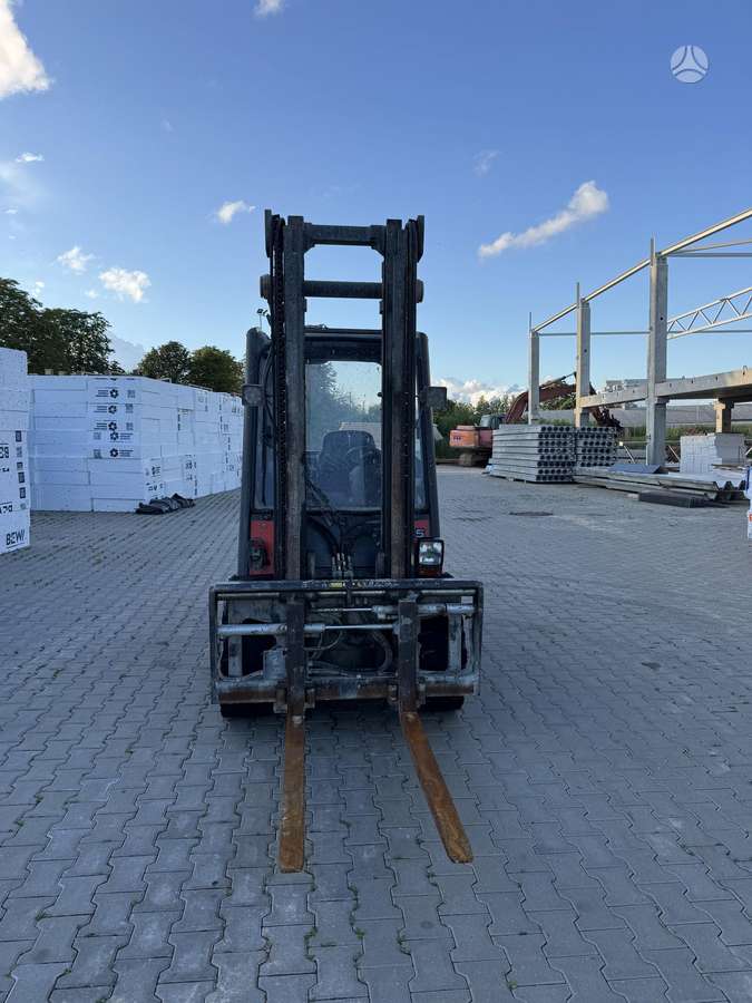 Linde H-35, forklifts