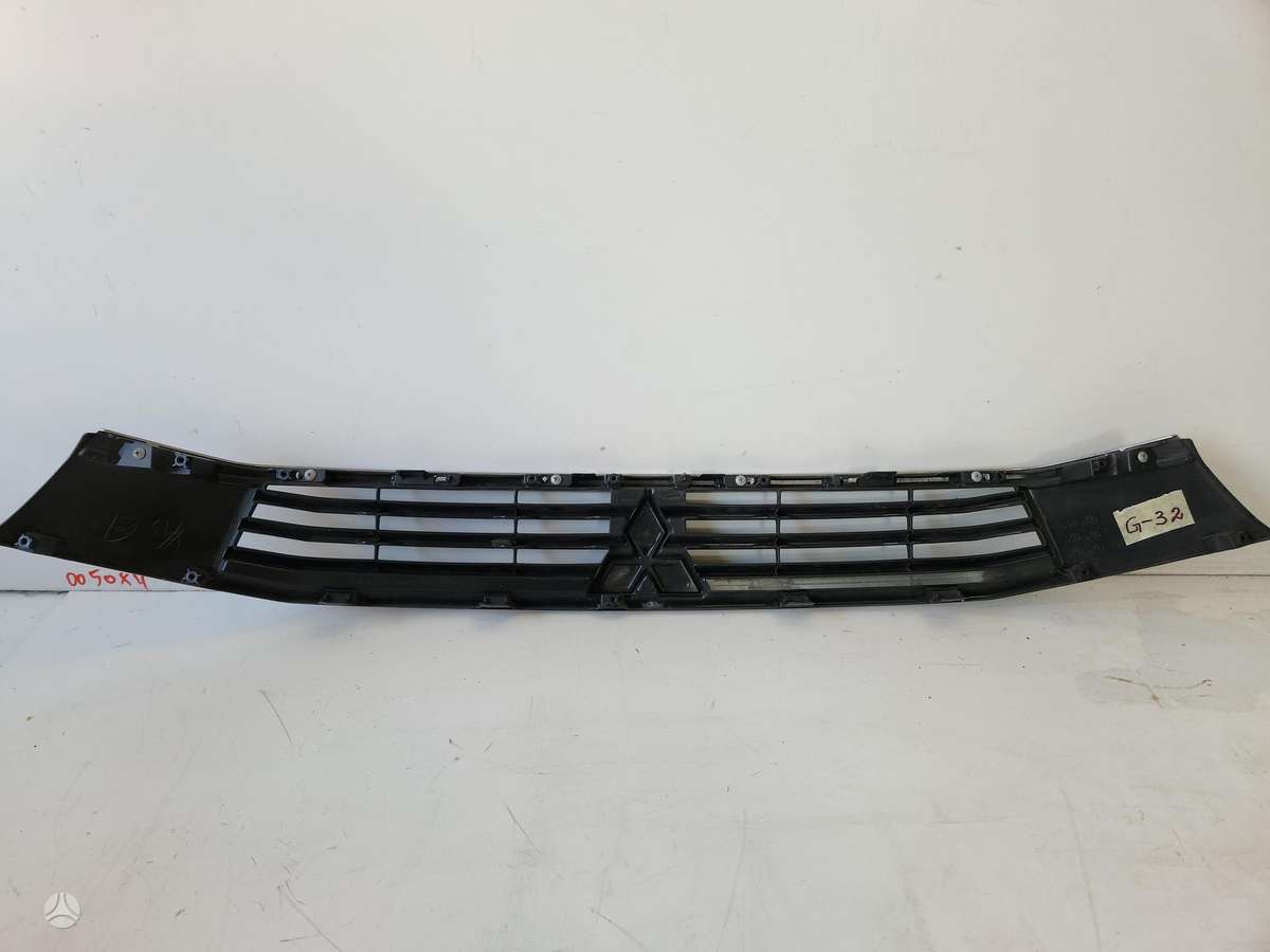 Mitsubishi Space Star, 6402A444, front grill