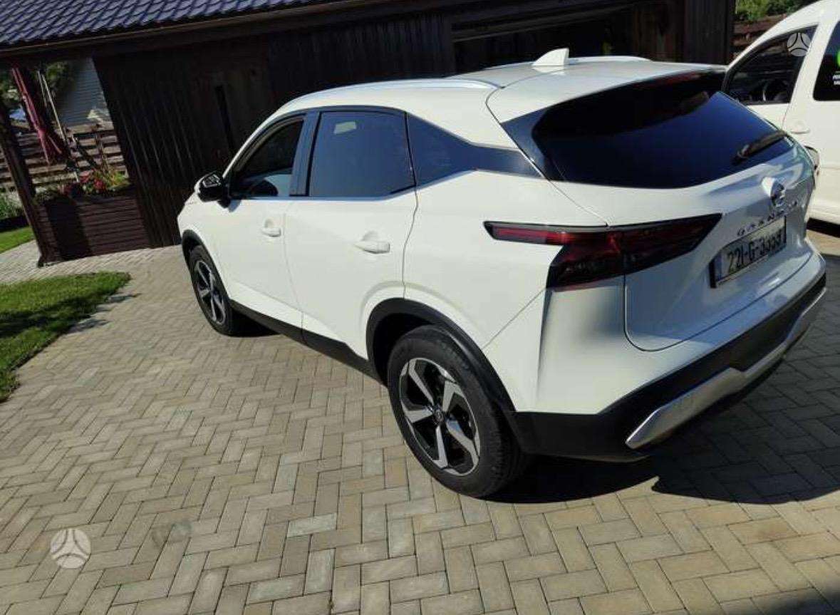 Nissan Qashqai dalimis. Priekiniai zibintai slenkstis