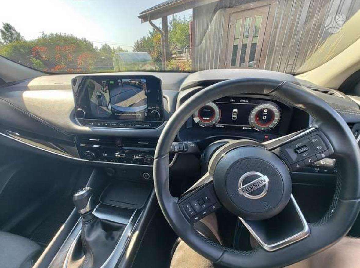Nissan Qashqai dalimis. Priekiniai zibintai slenkstis