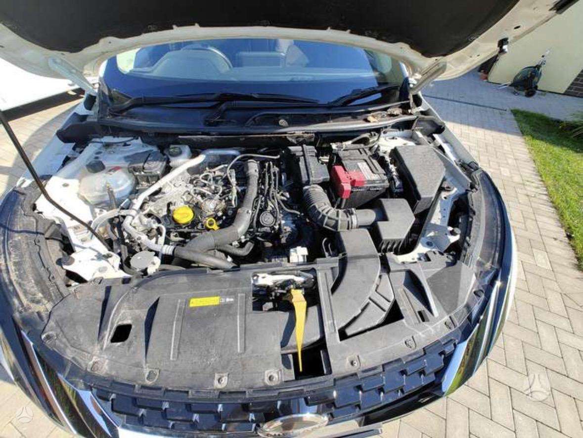 Nissan Qashqai dalimis. Priekiniai zibintai slenkstis