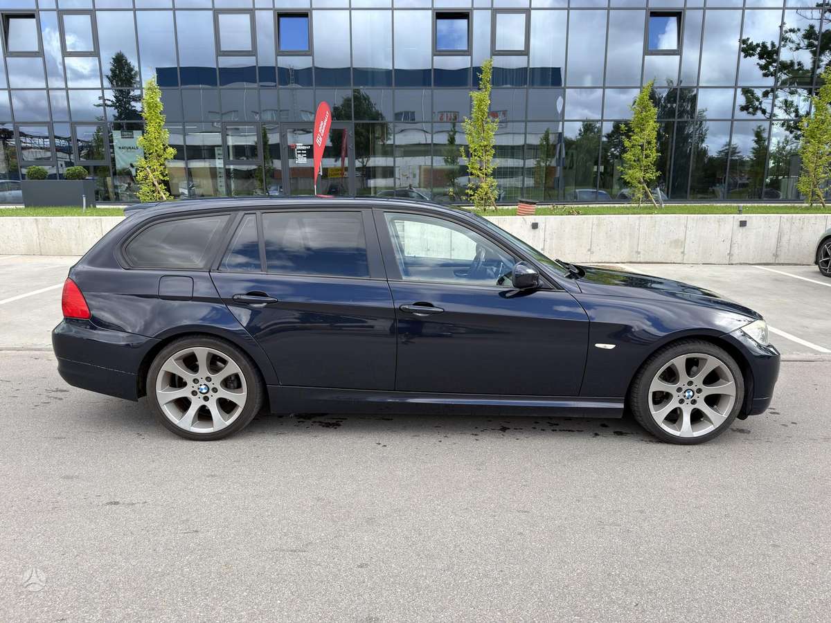 BMW 320, 2.0 l., universalas