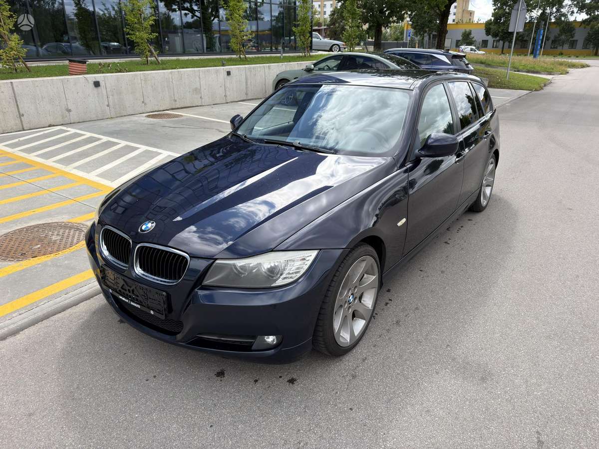 BMW 320, 2.0 l., wagon