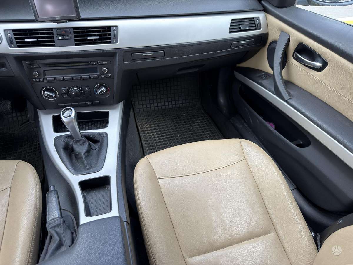 BMW 320, 2.0 l., universalas