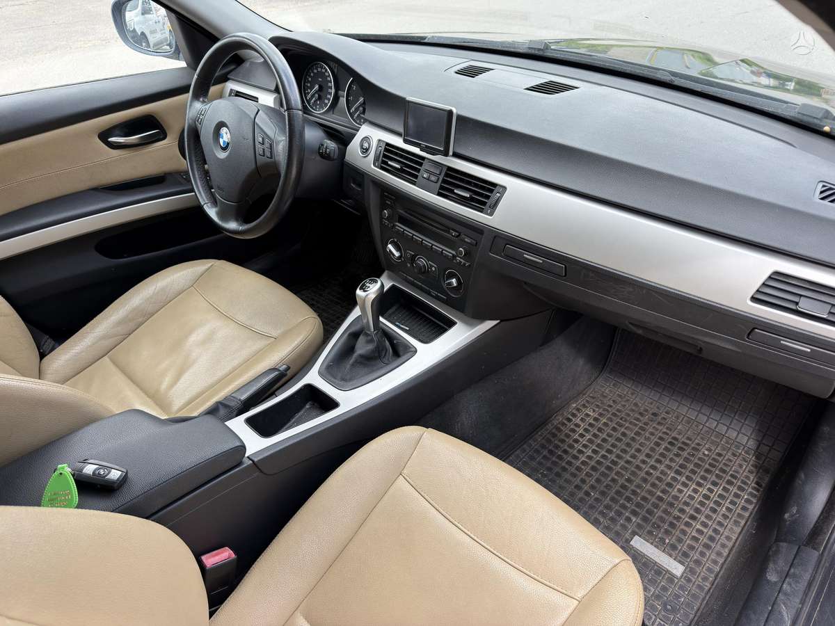 BMW 320, 2.0 l., wagon