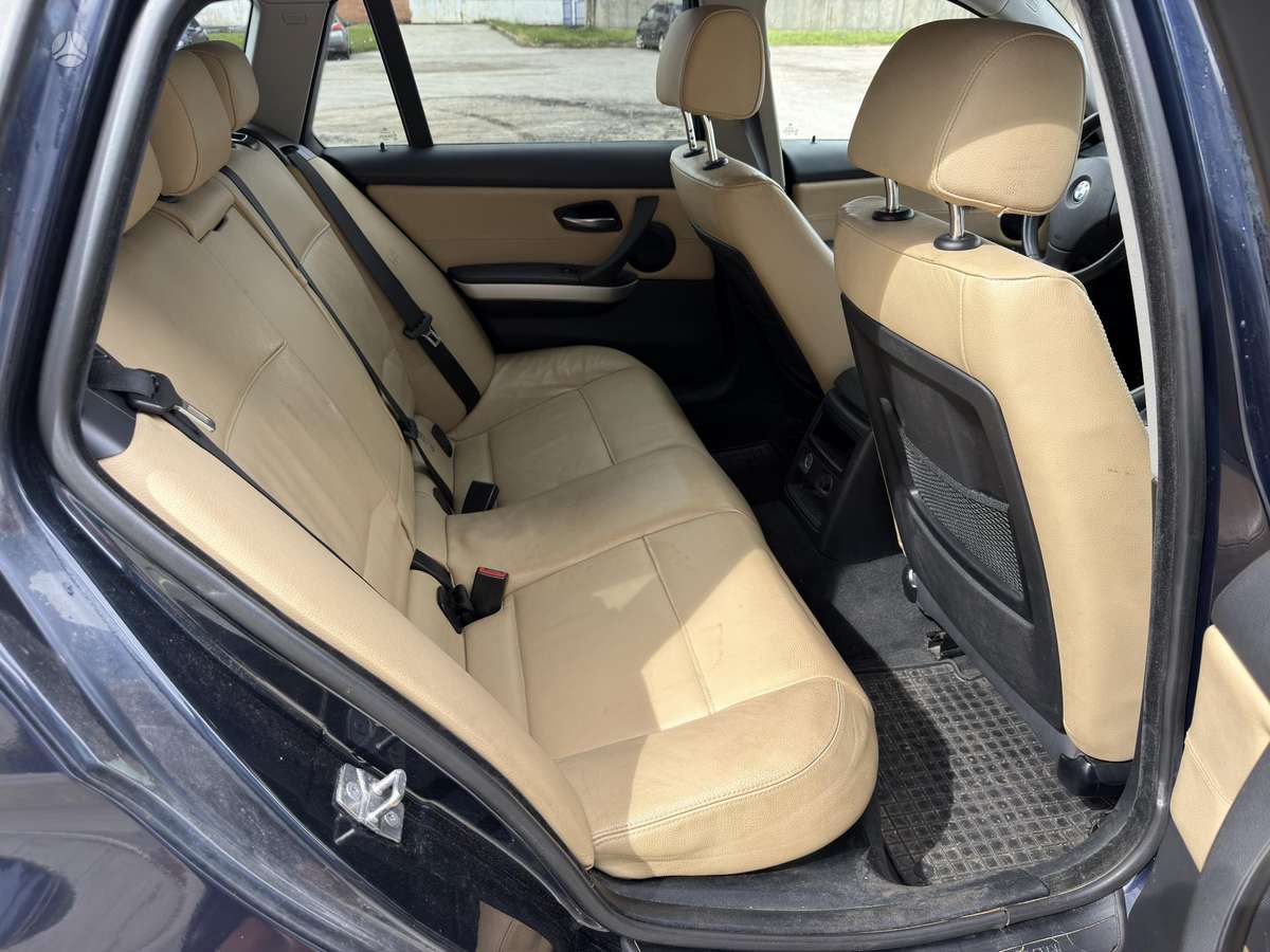 BMW 320, 2.0 l., wagon