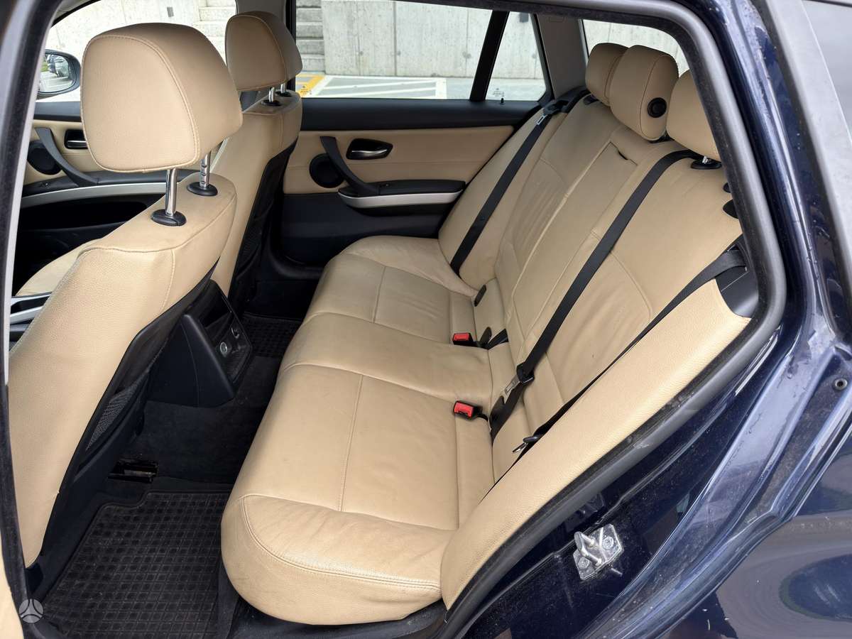 BMW 320, 2.0 l., universalas