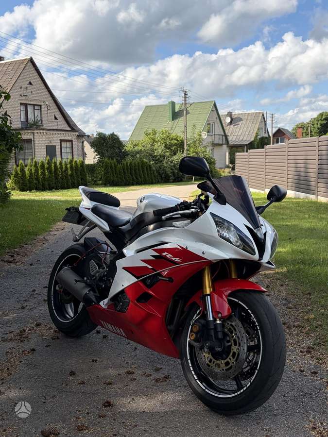 Yamaha R6 599cc, superbikes