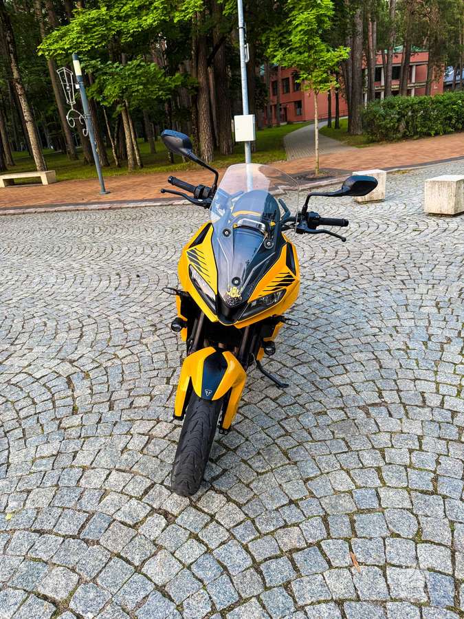 Triumph Tiger 660cc, krosa / enduro