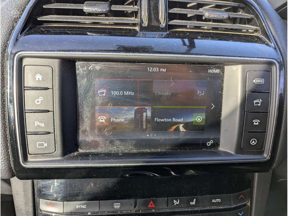 Jaguar F-Pace variklis