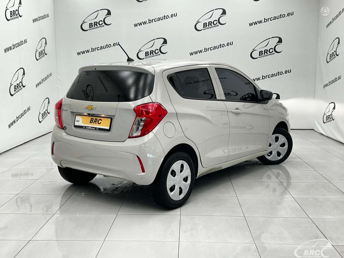 Chevrolet Spark, 1.0 l., hatchback