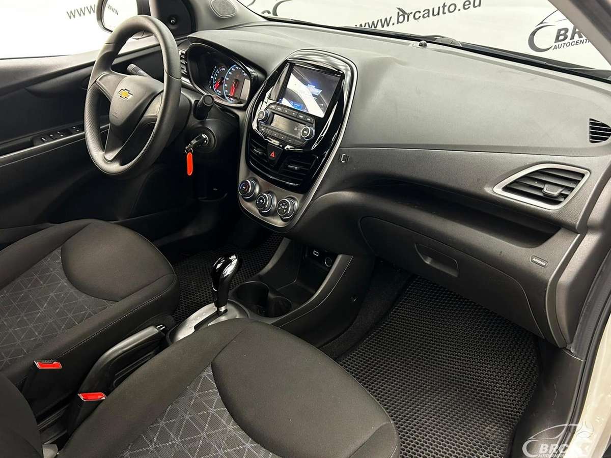 Chevrolet Spark, 1.0 l., hatchback