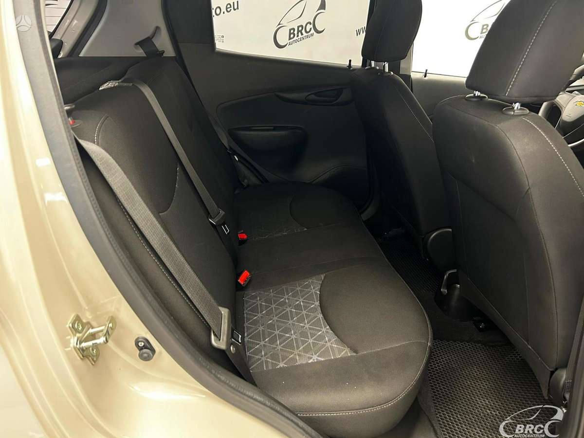 Chevrolet Spark, 1.0 l., hatchback