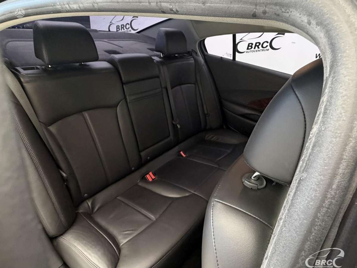 Alpheon CL 240, 2.4 l., Седан