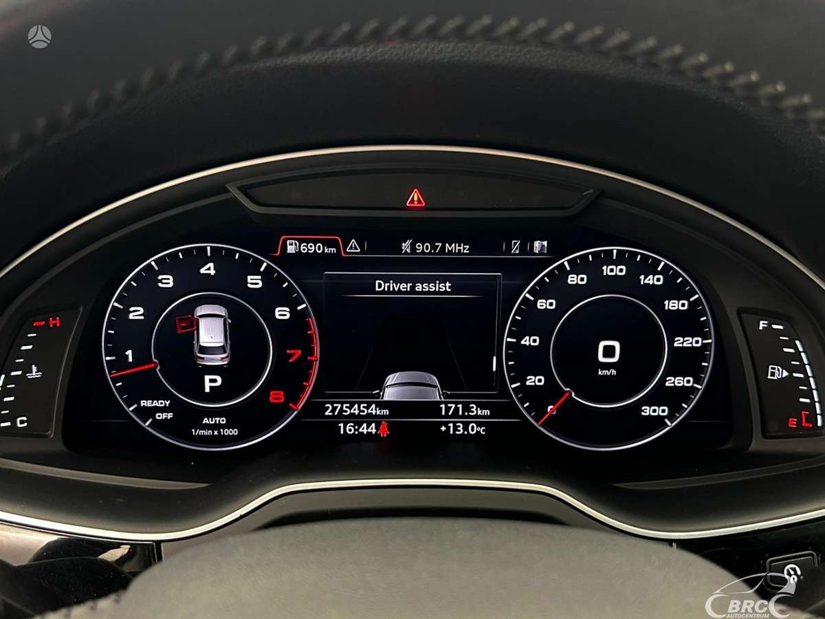 Audi Q7, 3.0 l., off-road / crossover