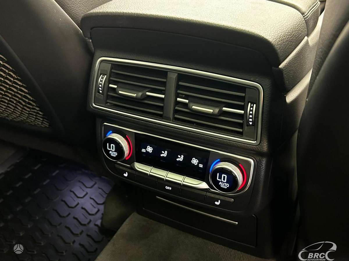 Audi Q7, 3.0 l., off-road / crossover