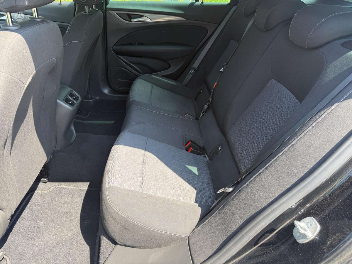 Opel Insignia, 1.6 l., Универсал