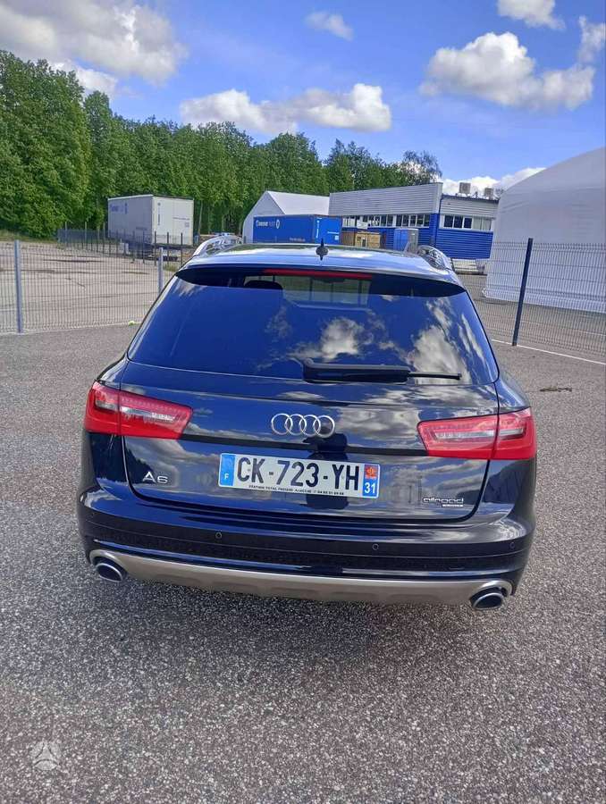 Audi A6 allroad, 3.0 l., Универсал