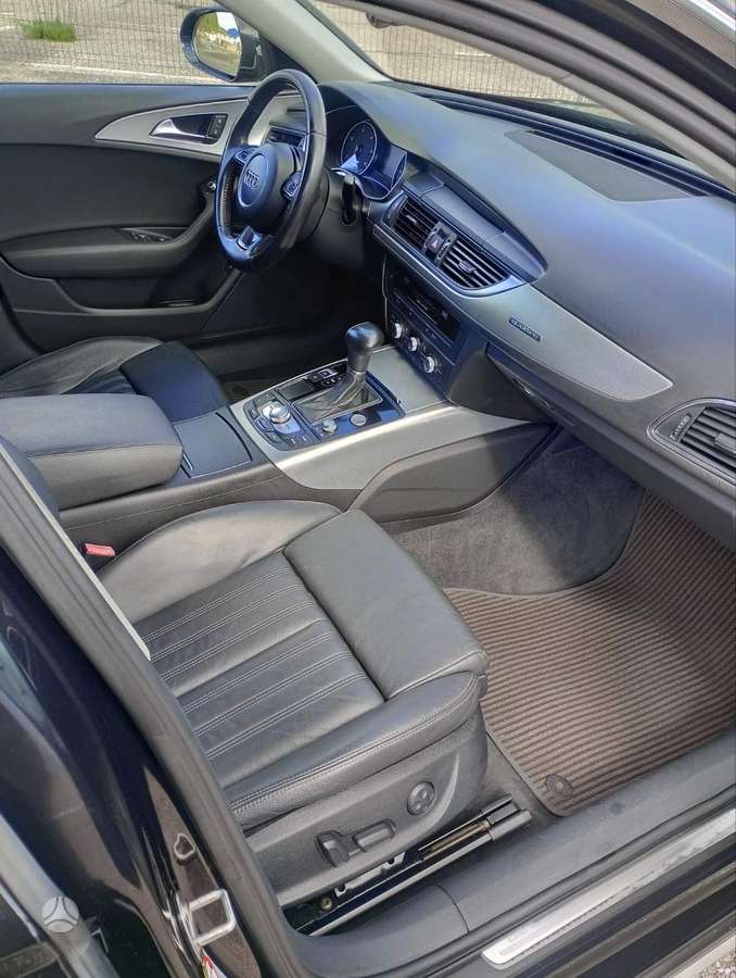 Audi A6 allroad, 3.0 l., Универсал