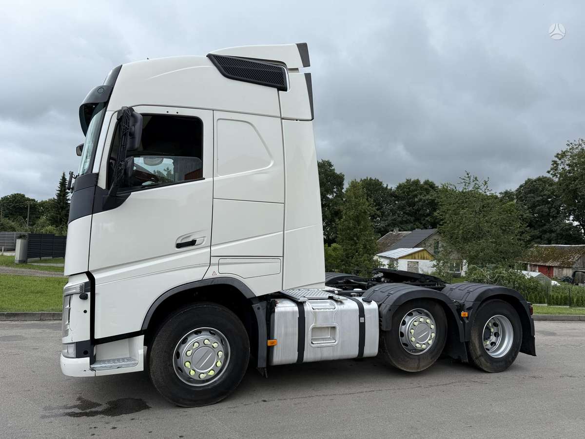 Volvo FH 500, single sleeper