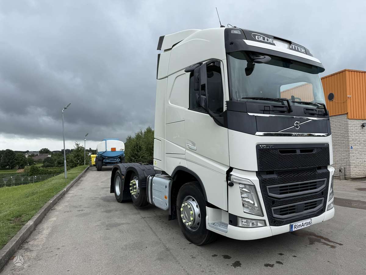 Volvo FH 500, single sleeper