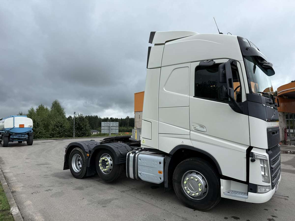 Volvo FH 500, single sleeper