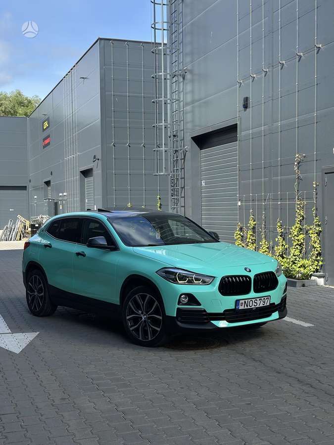 BMW X2, 2.0 l., off-road / crossover