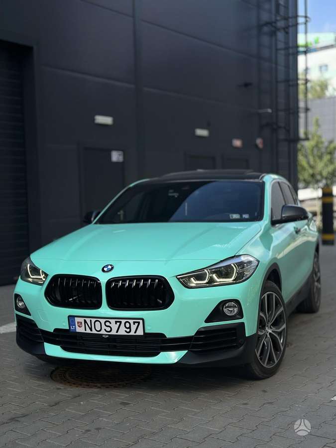BMW X2, 2.0 l., off-road / crossover