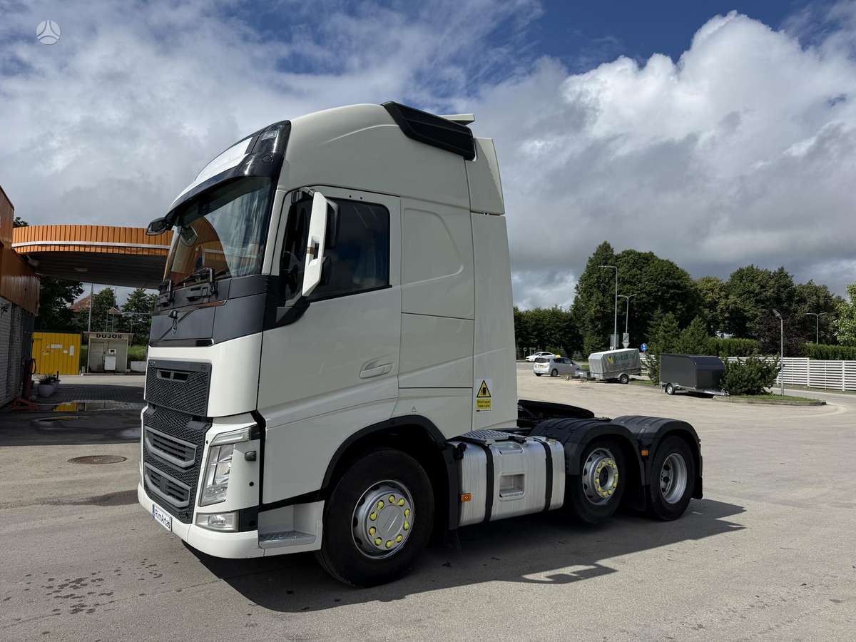 Volvo FH 500, double sleeper