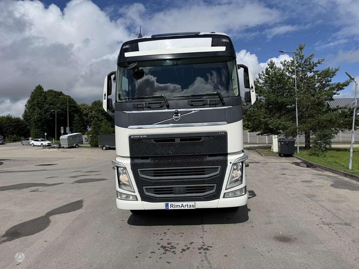 Volvo FH 500, double sleeper