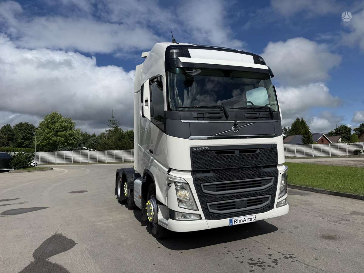 Volvo FH 500, double sleeper