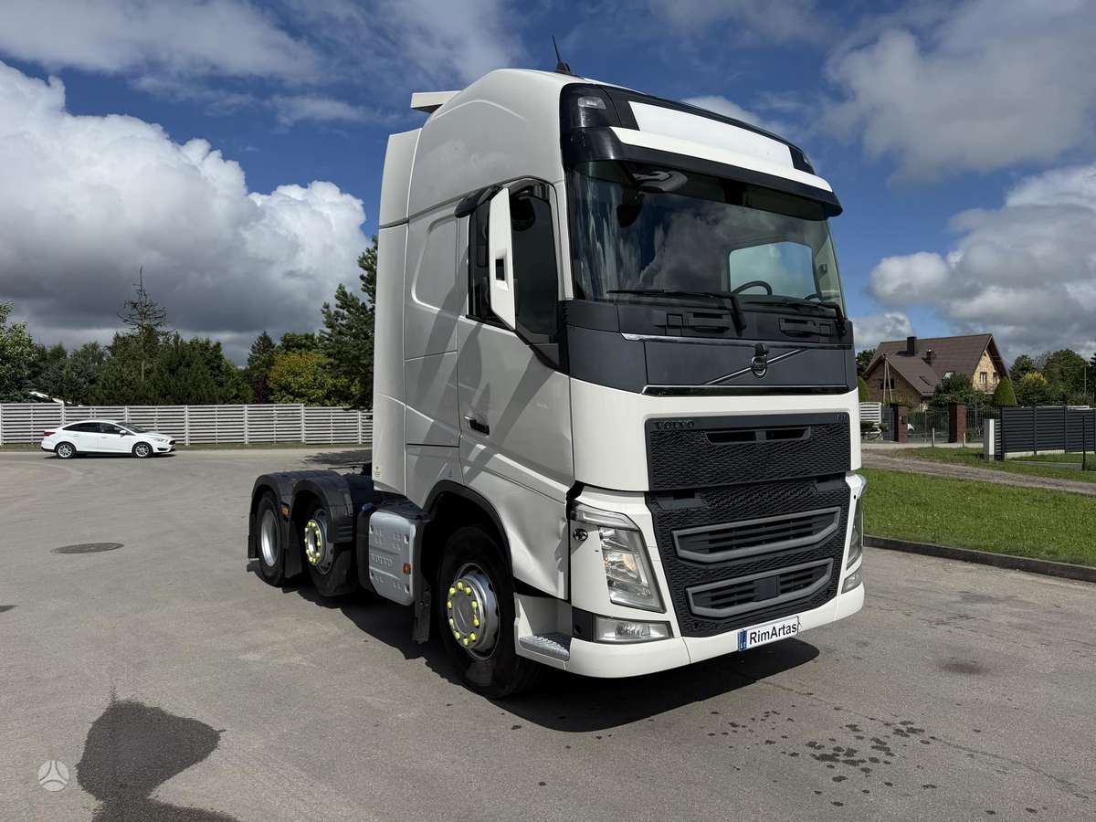 Volvo FH 500, double sleeper