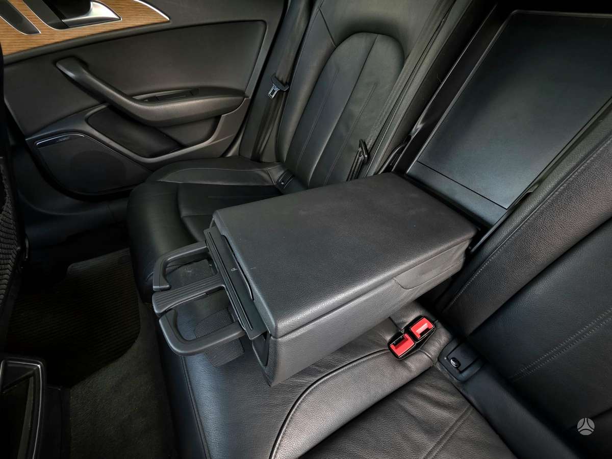 Audi A6 allroad, 3.0 l., Универсал