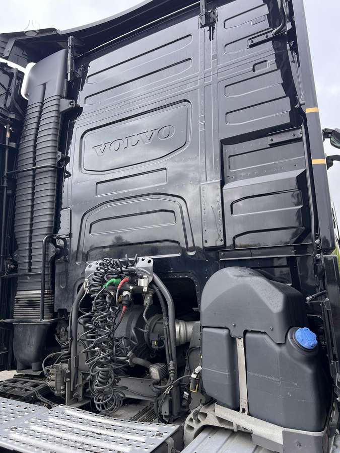 Volvo FH 460 I-SAVE RETARDER, double sleeper